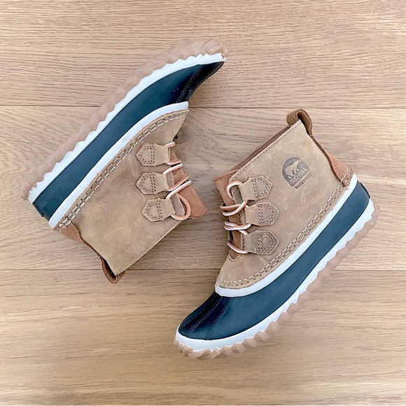 SOREL Youth Out n About Lace, 2Y - Picture 1 of 9